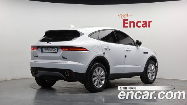 JAGUAR E-PACE P250 S 2018 - photo 2 - Import Corée du Sud | International Cars