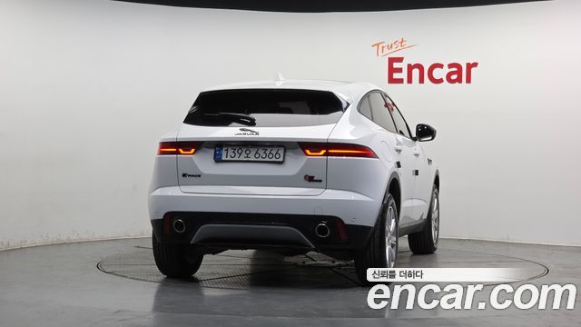 JAGUAR E-PACE P250 S 2018 - photo 4 - Import Corée du Sud | International Cars