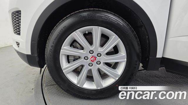 JAGUAR E-PACE P250 S 2018 - photo 5 - Import Corée du Sud | International Cars