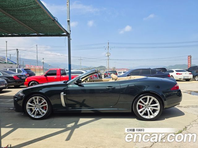 JAGUAR XKR 4.2 Convertible 2008 - photo 4 - Import Corée du Sud | International Cars