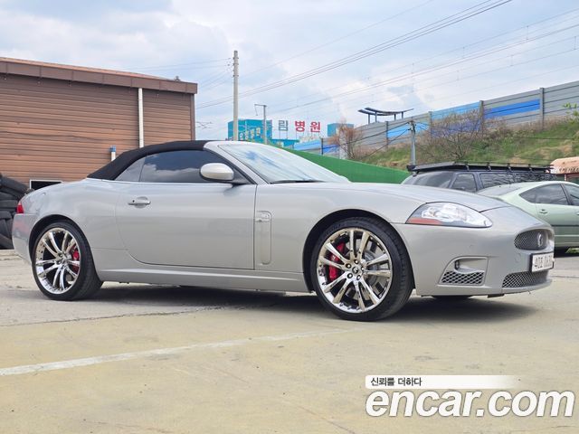 JAGUAR XKR 4.2 Convertible 2008 - photo 11 - Import Corée du Sud | International Cars