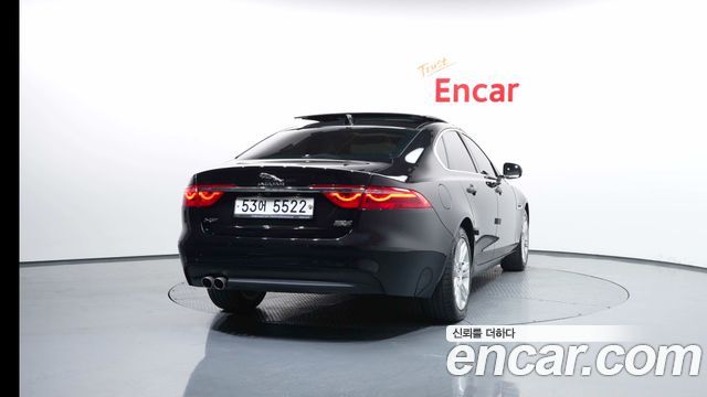 JAGUAR XF (X260) 20d 포트폴리오 AWD 2017 - photo 4 - Import Corée du Sud | International Cars