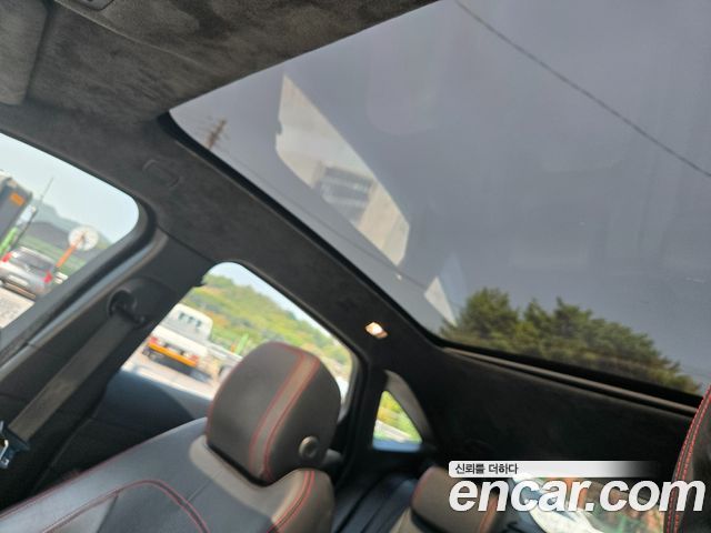 JAGUAR E-PACE P250 First Edition 2018 - photo 19 - Import Corée du Sud | International Cars