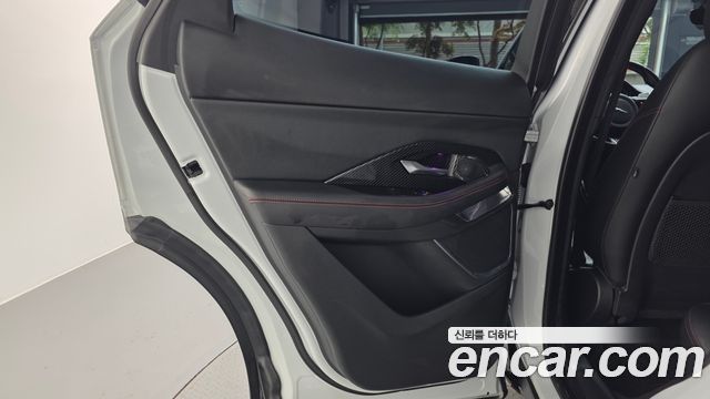 JAGUAR E-PACE P250 First Edition 2018 - photo 15 - Import Corée du Sud | International Cars