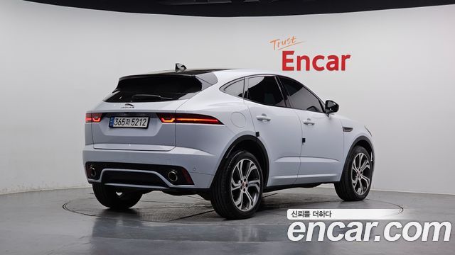 JAGUAR E-PACE P250 First Edition 2018 - photo 2 - Import Corée du Sud | International Cars