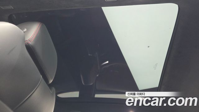 JAGUAR E-PACE P250 First Edition 2018 - photo 25 - Import Corée du Sud | International Cars