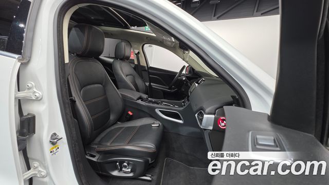 JAGUAR F-PACE 20d 프레스티지 2020 - photo 10 - Import Corée du Sud | International Cars