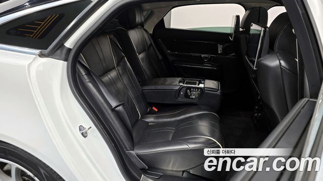 JAGUAR All New XJ 3.0D Premium Luxury LWB 2016 - photo 11 - Import Corée du Sud | International Cars