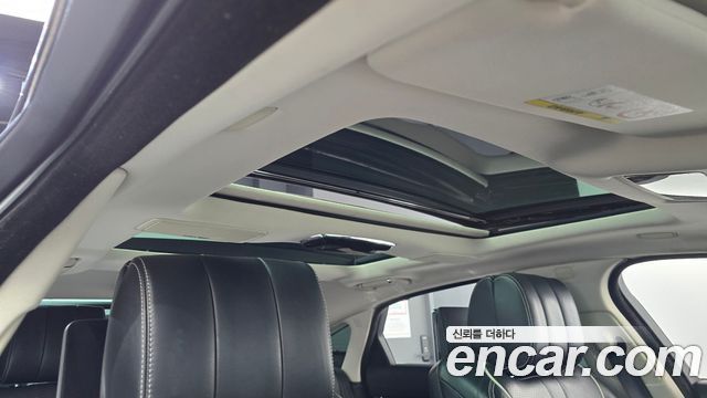 JAGUAR All New XJ 3.0D Premium Luxury LWB 2016 - photo 18 - Import Corée du Sud | International Cars