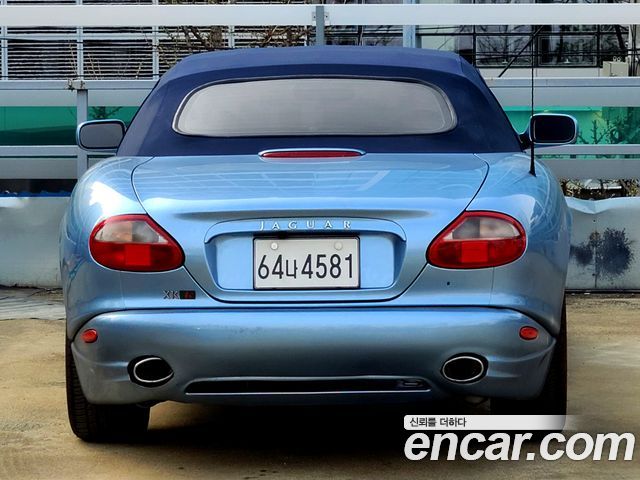JAGUAR XK8 Convertible 1999 - photo 6 - Import Corée du Sud | International Cars