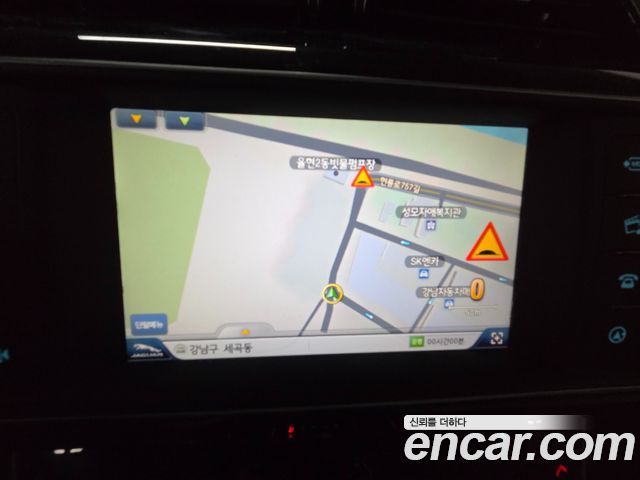 JAGUAR XE 20d 프레스티지 2016 - photo 12 - Import Corée du Sud | International Cars