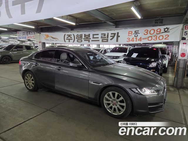 JAGUAR XE 20d 프레스티지 2016 - photo 2 - Import Corée du Sud | International Cars