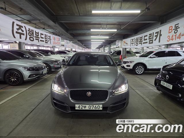 JAGUAR XE 20d 프레스티지 2016 - photo 22 - Import Corée du Sud | International Cars