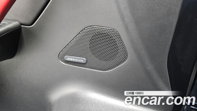 JAGUAR F-PACE 20d R-Sport 2018 - photo 31 - Import Corée du Sud | International Cars