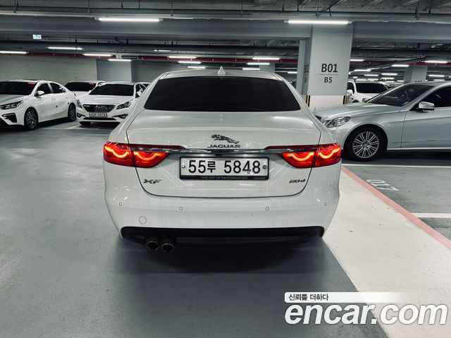 JAGUAR XF (X260) 20d 프레스티지 2018 - photo 4 - Import Corée du Sud | International Cars