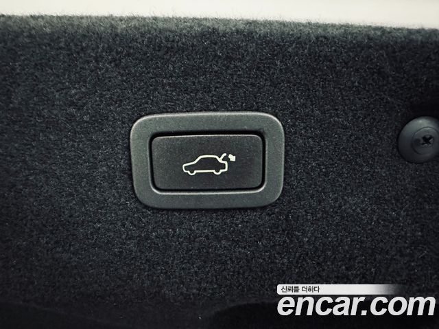 JAGUAR XF (X260) 20d 프레스티지 2018 - photo 6 - Import Corée du Sud | International Cars