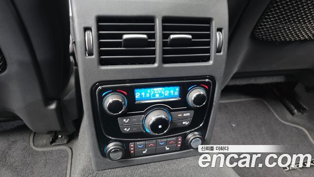 JAGUAR XF (X260) 20d 포트폴리오 2019 - photo 23 - Import Corée du Sud | International Cars