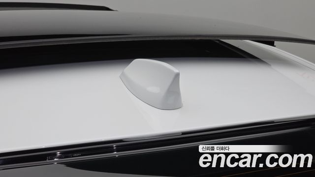 JAGUAR XF (X260) 20d 포트폴리오 2019 - photo 28 - Import Corée du Sud | International Cars