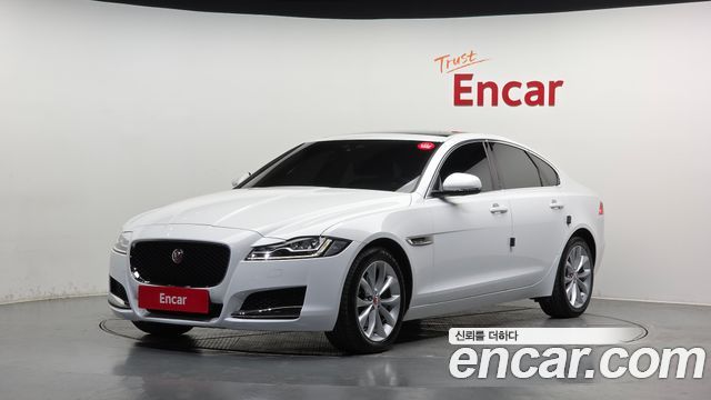 JAGUAR XF (X260) 20d 포트폴리오 2019 - photo 35 - Import Corée du Sud | International Cars