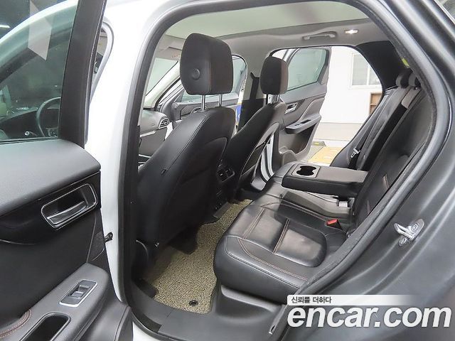 JAGUAR F-PACE 20d 프레스티지 2018 - photo 9 - Import Corée du Sud | International Cars
