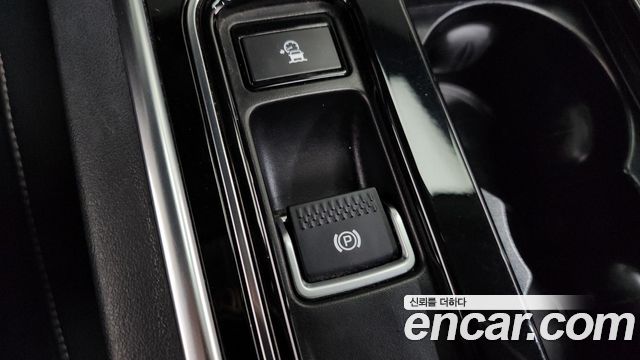 JAGUAR XE 20d RSport 2018 - photo 18 - Import Corée du Sud | International Cars