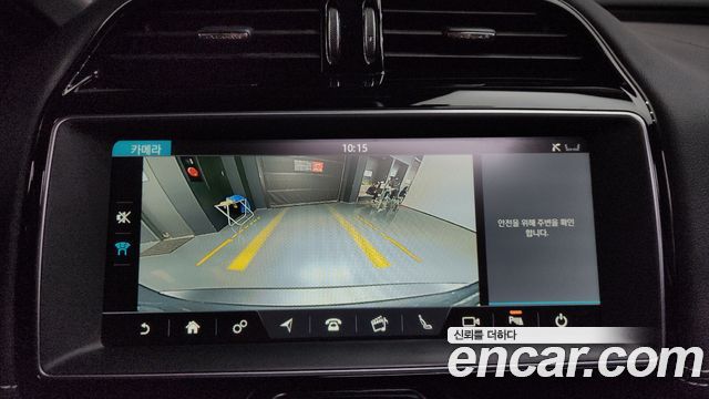 JAGUAR XE 20d RSport 2018 - photo 22 - Import Corée du Sud | International Cars