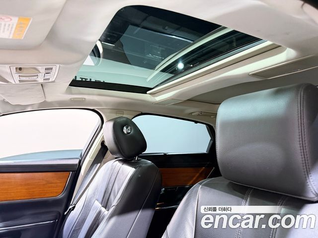 JAGUAR All New XJ 2.0 Luxury LWB 2013 - photo 18 - Import Corée du Sud | International Cars