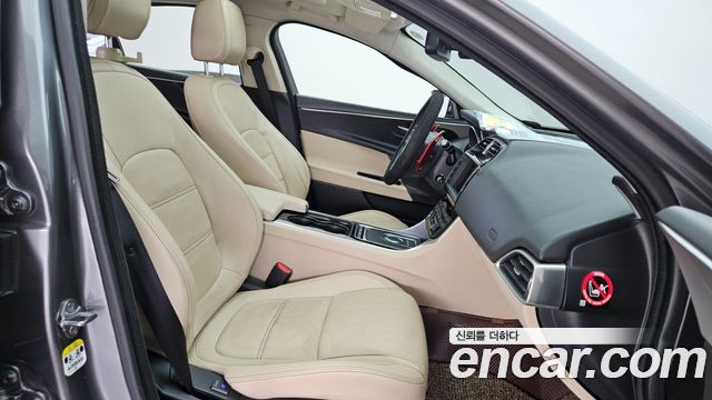 JAGUAR XE 20d 프레스티지 2016 - photo 11 - Import Corée du Sud | International Cars