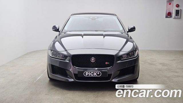 JAGUAR XE 20d 프레스티지 2016 - photo 3 - Import Corée du Sud | International Cars