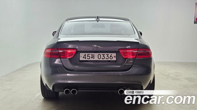 JAGUAR XE 20d 프레스티지 2016 - photo 4 - Import Corée du Sud | International Cars