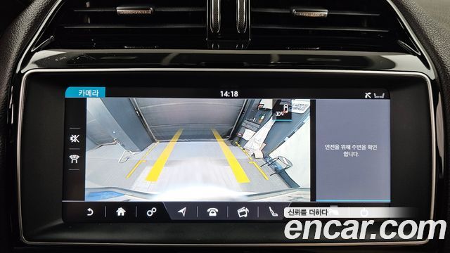 JAGUAR F-PACE 20d 프레스티지 2017 - photo 15 - Import Corée du Sud | International Cars
