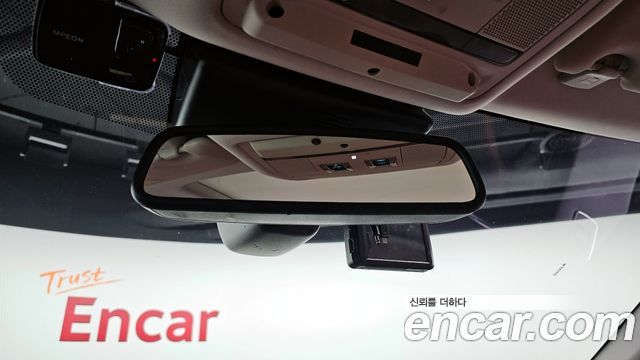 JAGUAR F-PACE 20d 포트폴리오 2018 - photo 16 - Import Corée du Sud | International Cars