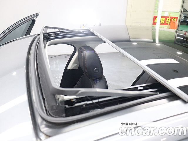 JAGUAR XE 20d 프레스티지 AWD 2018 - photo 15 - Import Corée du Sud | International Cars