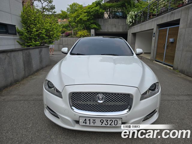 JAGUAR All New XJ 5.0 포트폴리오 LWB 2011 - photo 3 - Import Corée du Sud | International Cars
