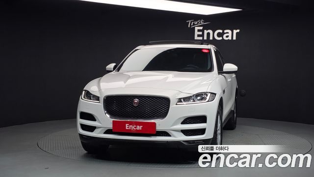 JAGUAR F-PACE 20d 포트폴리오 2018 - photo 3 - Import Corée du Sud | International Cars
