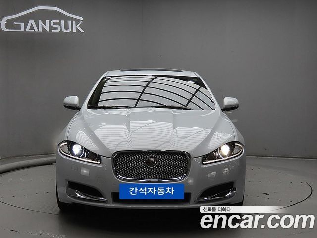 JAGUAR New XF 3.0D Luxury 2015