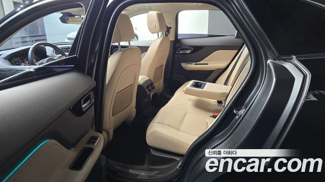 JAGUAR F-PACE 20d 프레스티지 2019 - photo 16 - Import Corée du Sud | International Cars
