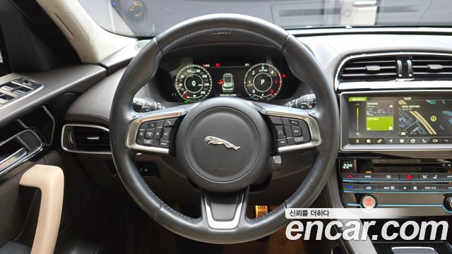 JAGUAR F-PACE 20d 프레스티지 2019 - photo 18 - Import Corée du Sud | International Cars