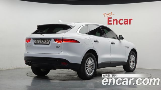 JAGUAR F-PACE 20d 프레스티지 2018 - photo 2 - Import Corée du Sud | International Cars