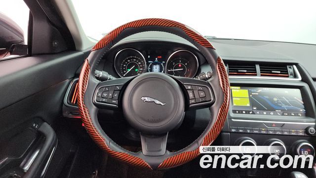 JAGUAR E-PACE D180 S 2019 - photo 19 - Import Corée du Sud | International Cars