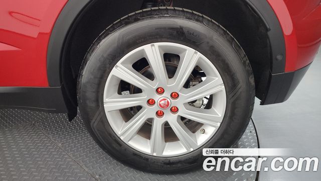 JAGUAR E-PACE D180 S 2019 - photo 7 - Import Corée du Sud | International Cars
