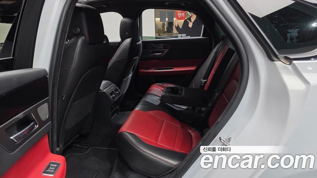 JAGUAR XF (X260) 20d 체커드 플래그 Edition 2020 - photo 15 - Import Corée du Sud | International Cars