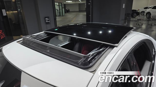 JAGUAR XF (X260) 20d 체커드 플래그 Edition 2020 - photo 24 - Import Corée du Sud | International Cars