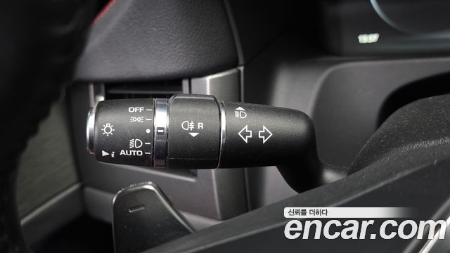 JAGUAR XF (X260) 20d 체커드 플래그 Edition 2020 - photo 28 - Import Corée du Sud | International Cars