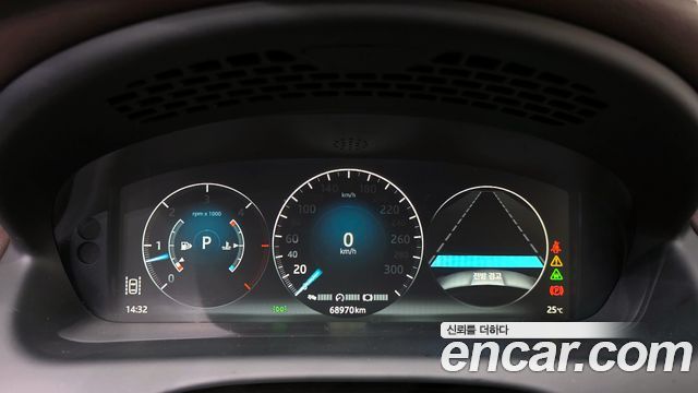 JAGUAR All New XJ 3.0D Premium Luxury SWB 2018 - photo 11 - Import Corée du Sud | International Cars