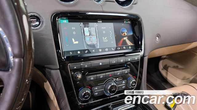 JAGUAR All New XJ 3.0D Premium Luxury SWB 2018 - photo 22 - Import Corée du Sud | International Cars