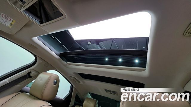 JAGUAR All New XJ 3.0D Premium Luxury SWB 2018 - photo 32 - Import Corée du Sud | International Cars