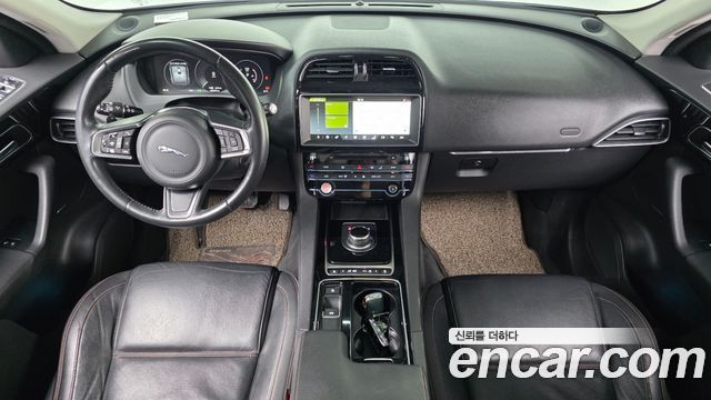 JAGUAR F-PACE 20d 프레스티지 2018 - photo 10 - Import Corée du Sud | International Cars