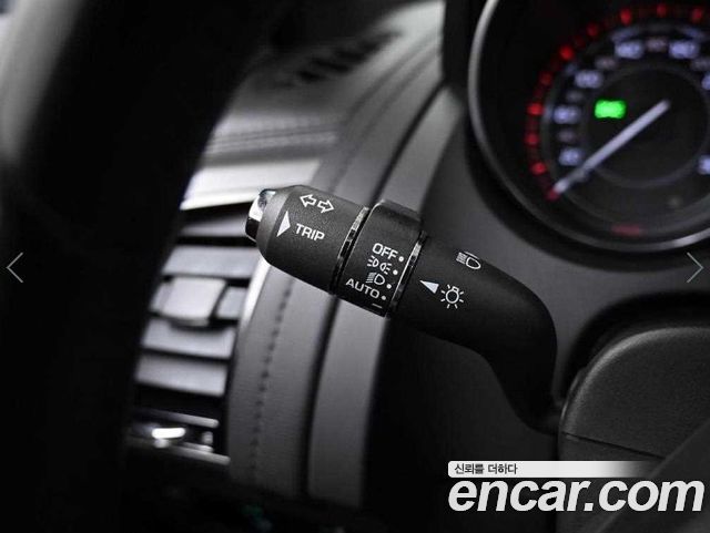 JAGUAR F-TYPE 3.0 S Coupé 2015 - photo 12 - Import Corée du Sud | International Cars