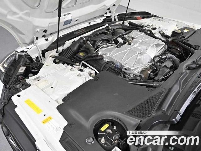 JAGUAR F-TYPE 3.0 S Coupé 2015 - photo 6 - Import Corée du Sud | International Cars